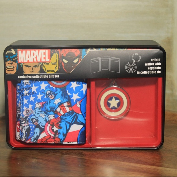 Capitan America -Trifold Marvel Wallet and Key chain - Picture 2 of 4